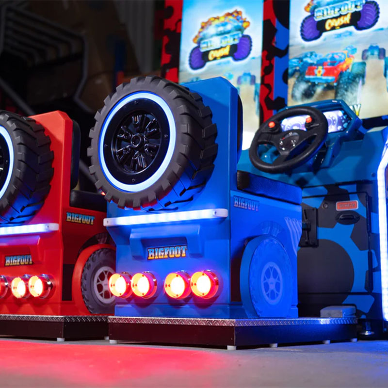 BIGFOOT Crush Arcade Racing Machine